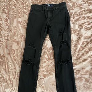 Black skinny jeans with rips